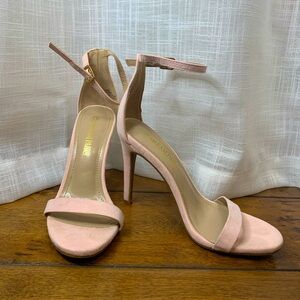 Dream Pairs Heels- Light pink elegant heels for women (Size 6.5)